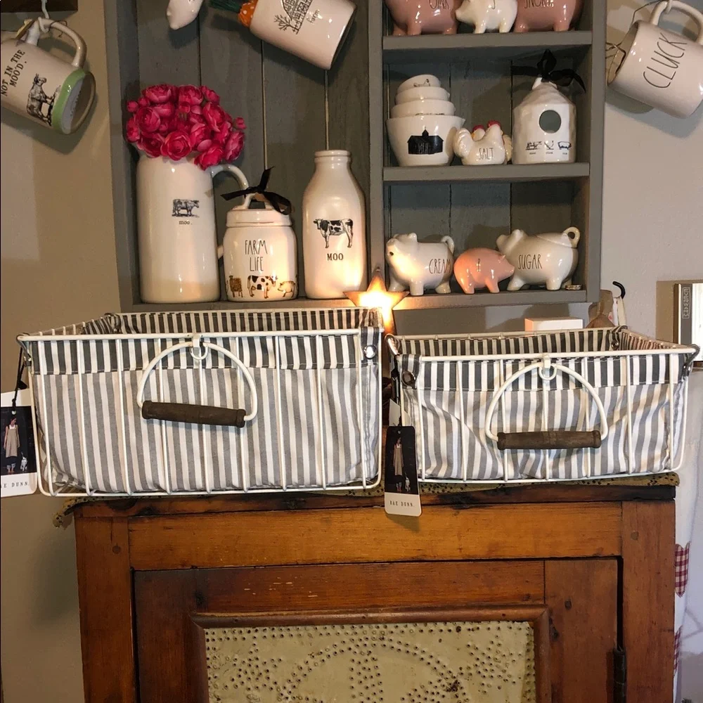Rae Dunn FRUITS & VEGETABLES Metal/Wire Baskets Set/2 with Striped Linings